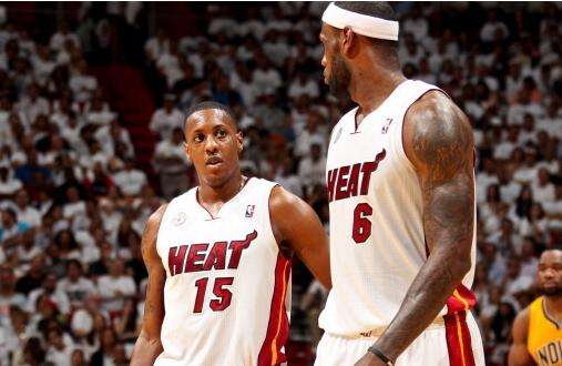 詹姆斯被抛弃的4位球员,詹姆斯五犯离场