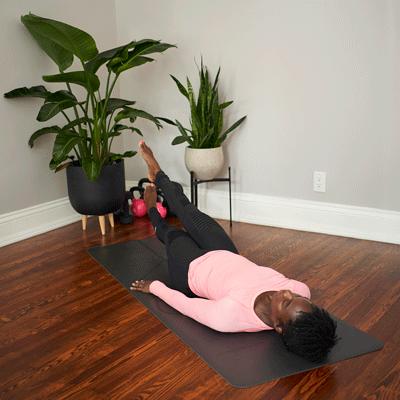 每天后踢腿30分钟可以翘臀吗,后踢腿是翘臀的最有效动作