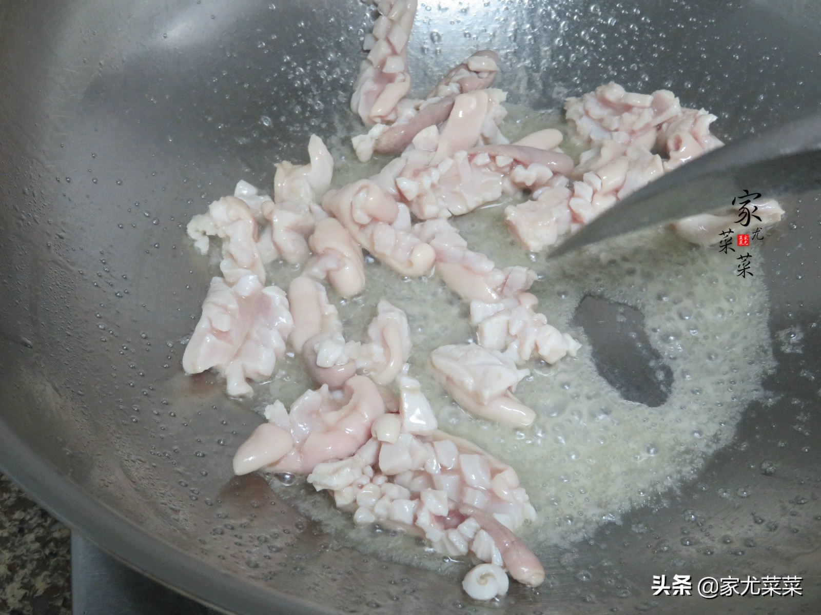 生炒猪肚有什么脆嫩小妙招,猪肚要怎么炒才易嚼