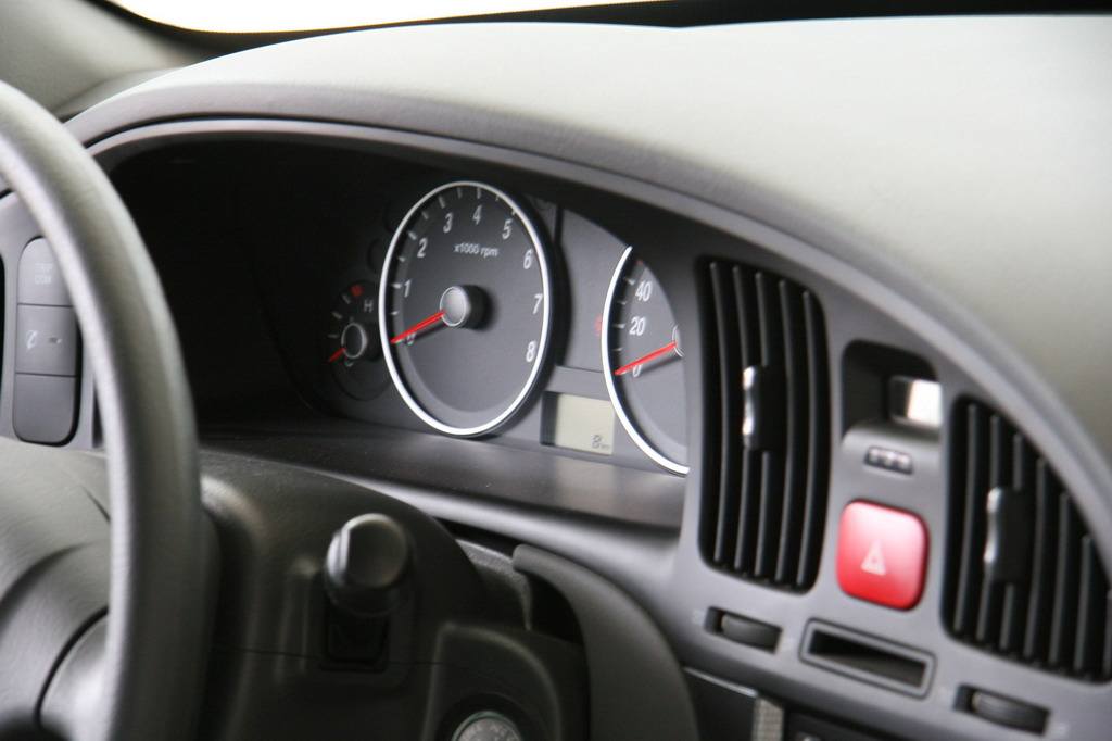 老款伊兰特抛锚,现代伊兰特能不能置换