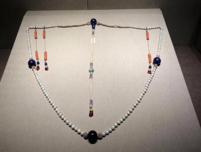 清朝三颗东珠,清朝东珠饰品