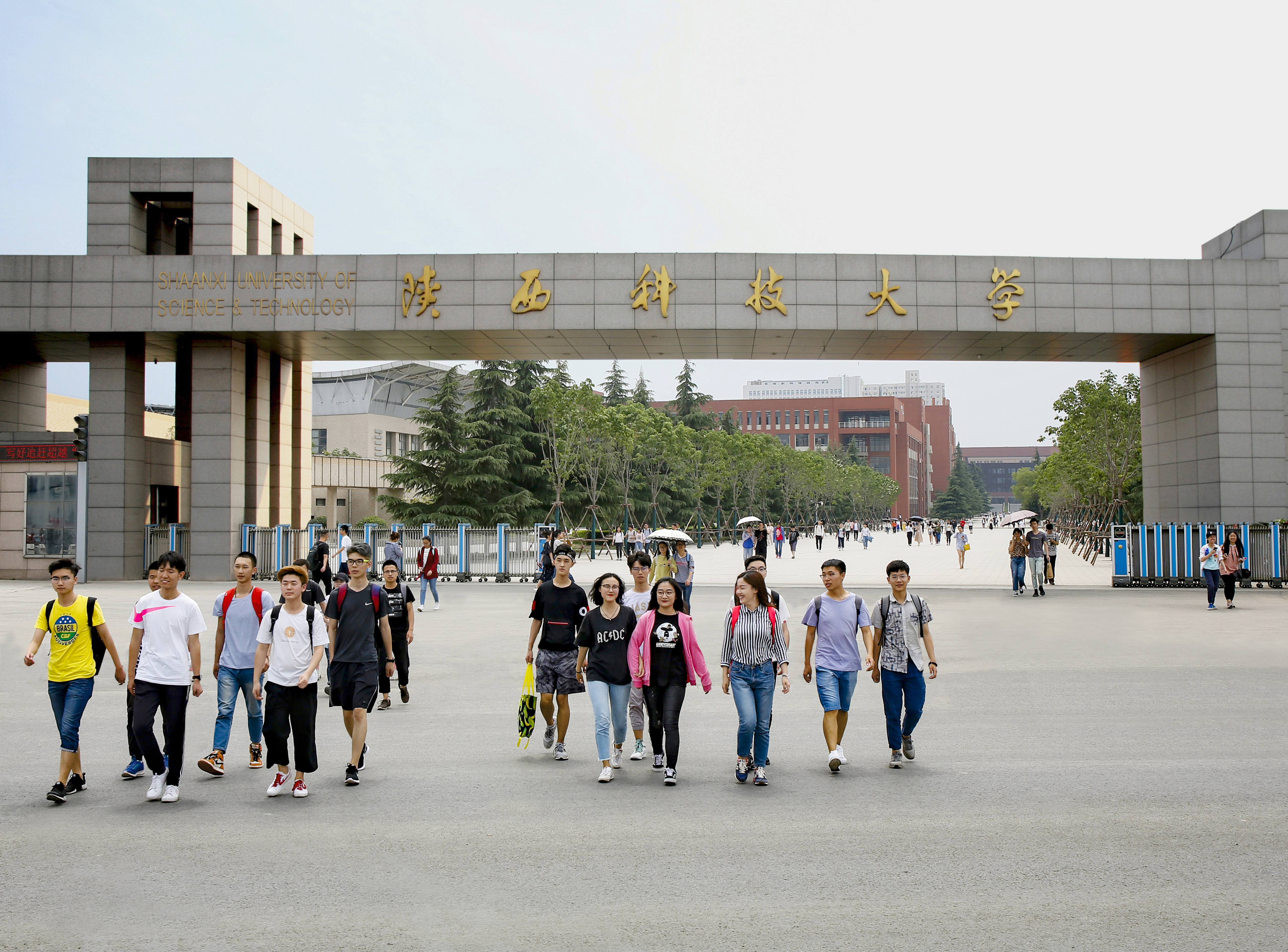 中国超牛的3所科技大学:收分不高,就业超好,考生家长重点关注