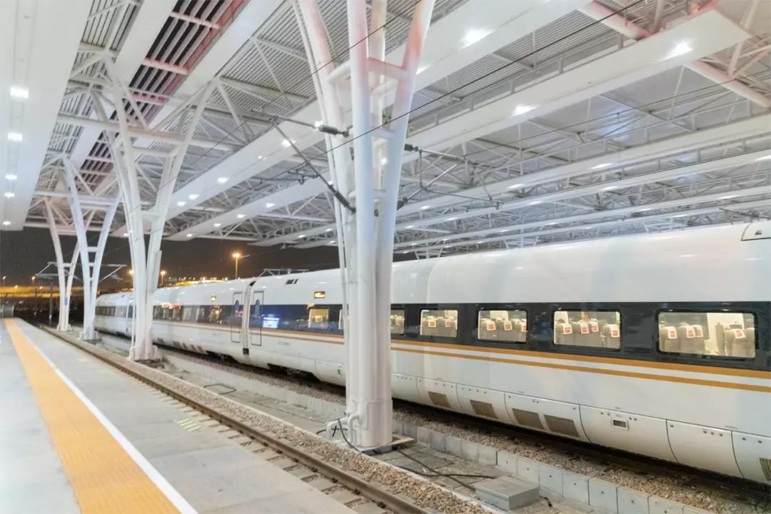 现在坐高铁的多还是坐普通火车,第一次坐火车高铁的最全流程