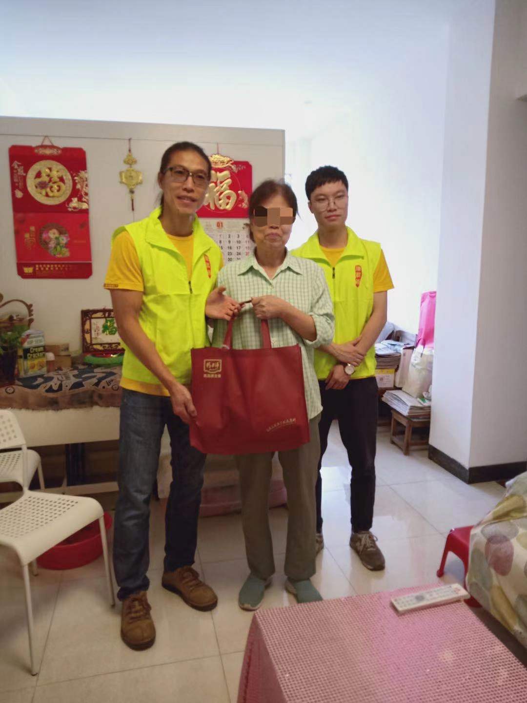 社区迎新春送温暖慰问活动,社区新春慰问送温暖活动