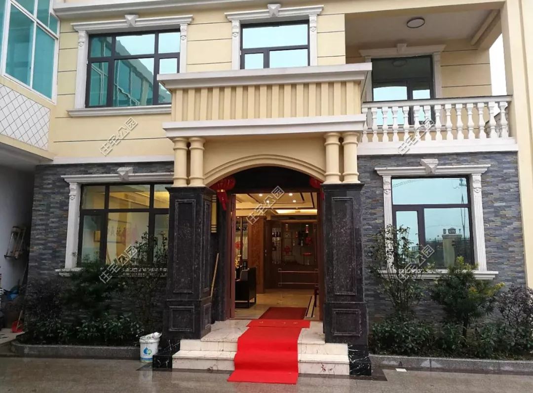 框架建房基础施工,农村建房框架结构哪里找施工队