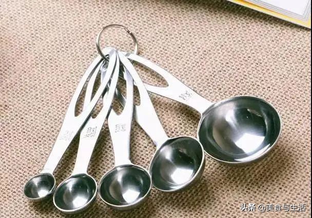 烘焙新手必备十大工具,烘焙工具新手必备工具推荐