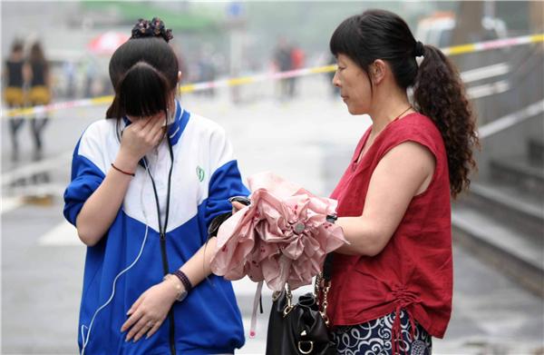 高三复习不想去学校怎么和老师说,高三学生不积极问老师问题咋办