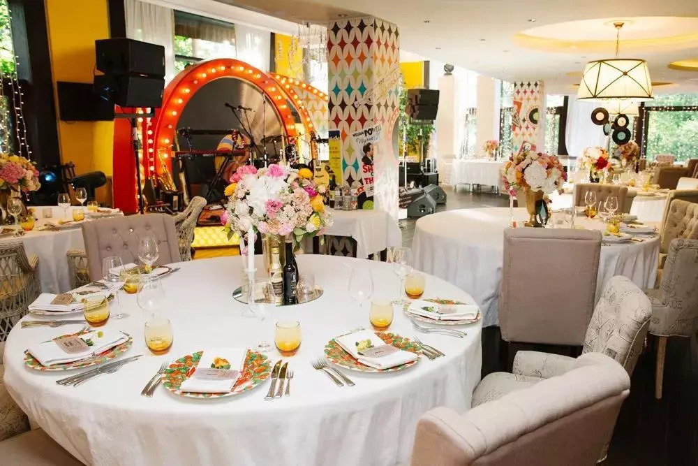 如何从零开始学插花,业余零基础花艺教程