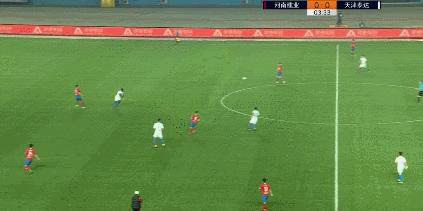 上海泰达防守阿奇姆彭,阿奇姆彭泰达对亚泰