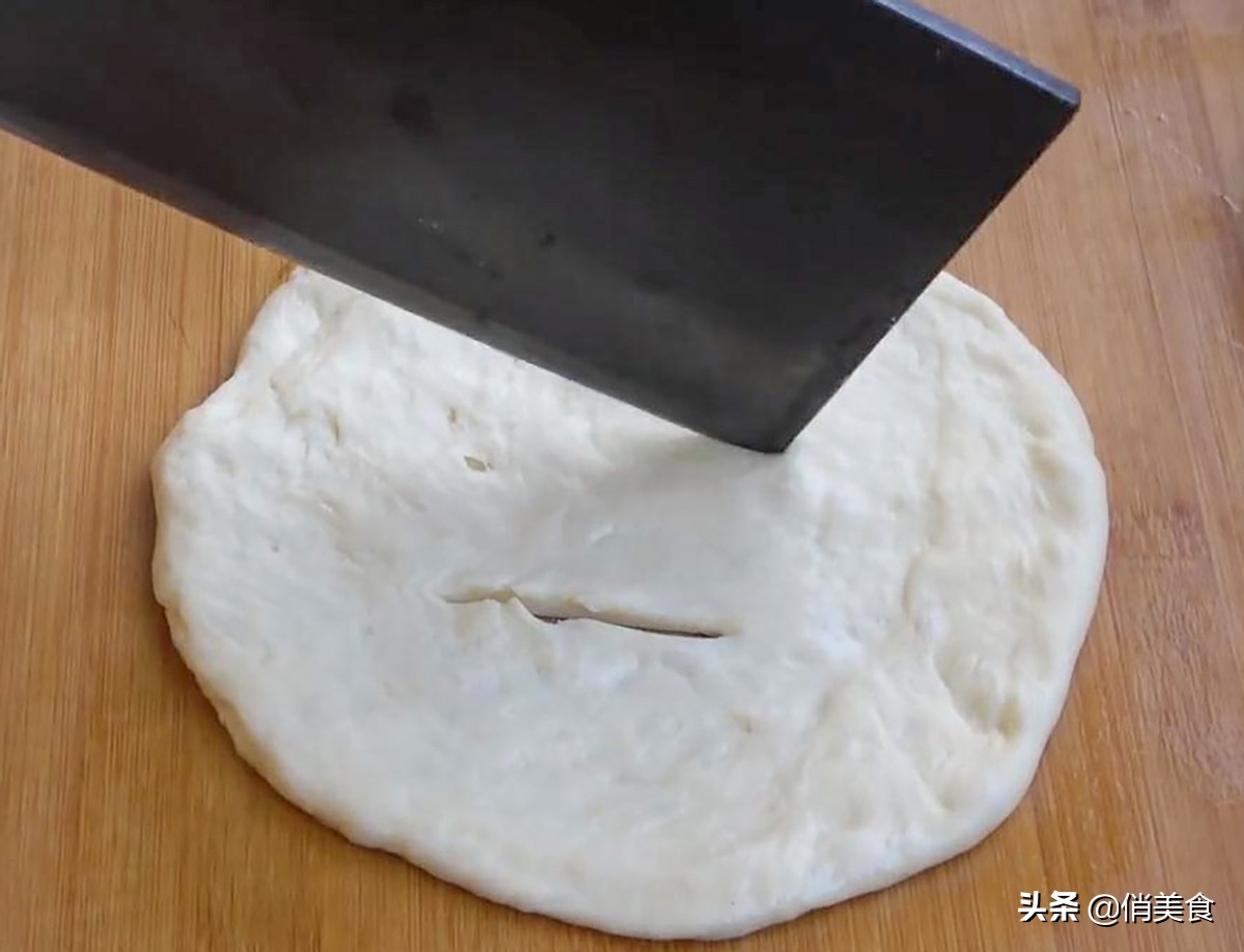 油饼怎么和面又软又蓬松,油饼怎么做软和