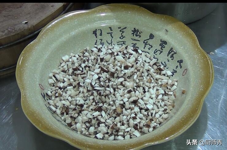 辣香菇酱的制作方法,正宗香菇酱的制作方法