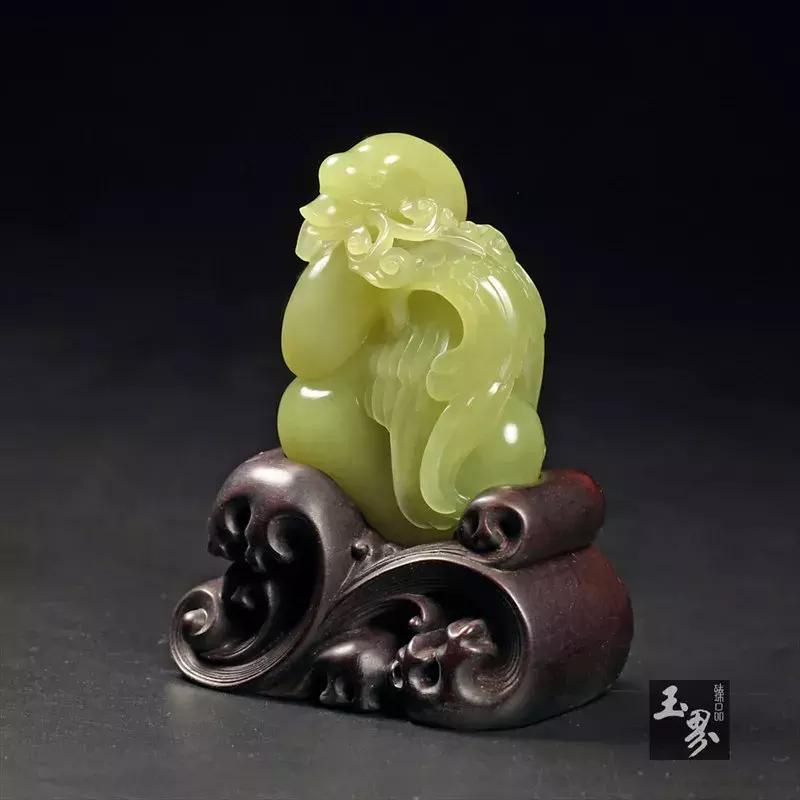 灵巧优雅、诗意游动—玉雕“鹅”