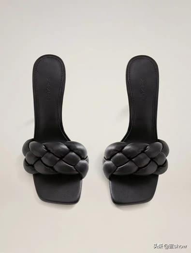 zara早春新款珍珠鞋,zara复古小白鞋