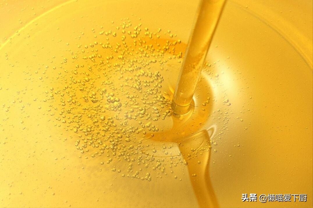 饼干的配料表有起酥油可以吃吗,好吃点饼干里的起酥油含猪油吗