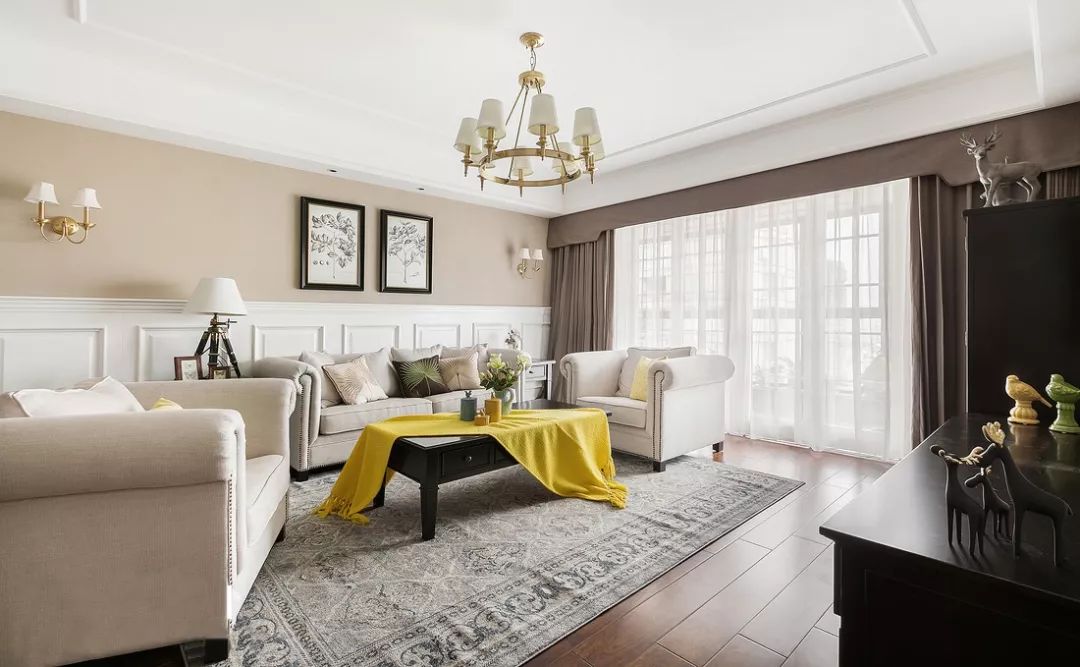 20平美式衣帽间和主卧一体图,轻奢美式小户型衣帽间