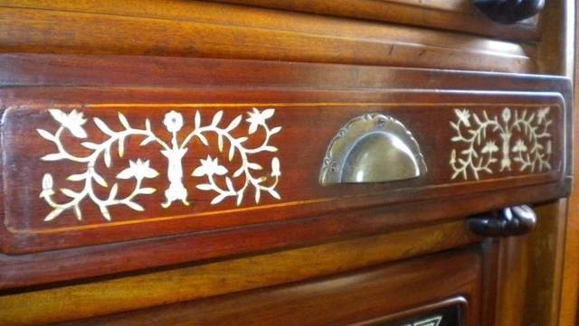 常见的木头镶嵌工艺有哪些类型,非遗木艺镶嵌