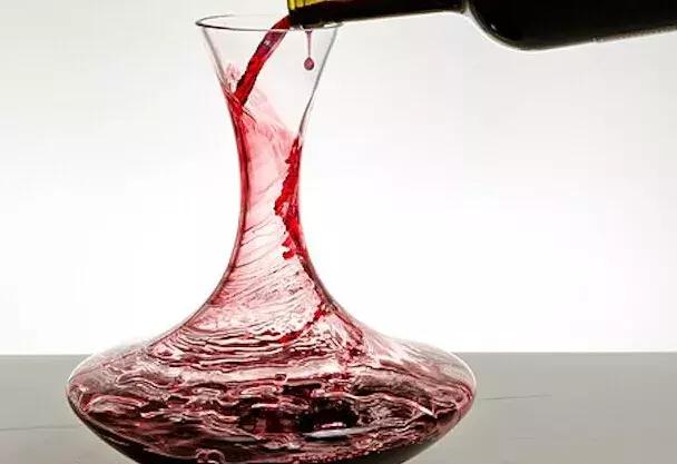 葡萄酒为什么要醒酒,葡萄酒为什么要醒酒挥发二氧化硫