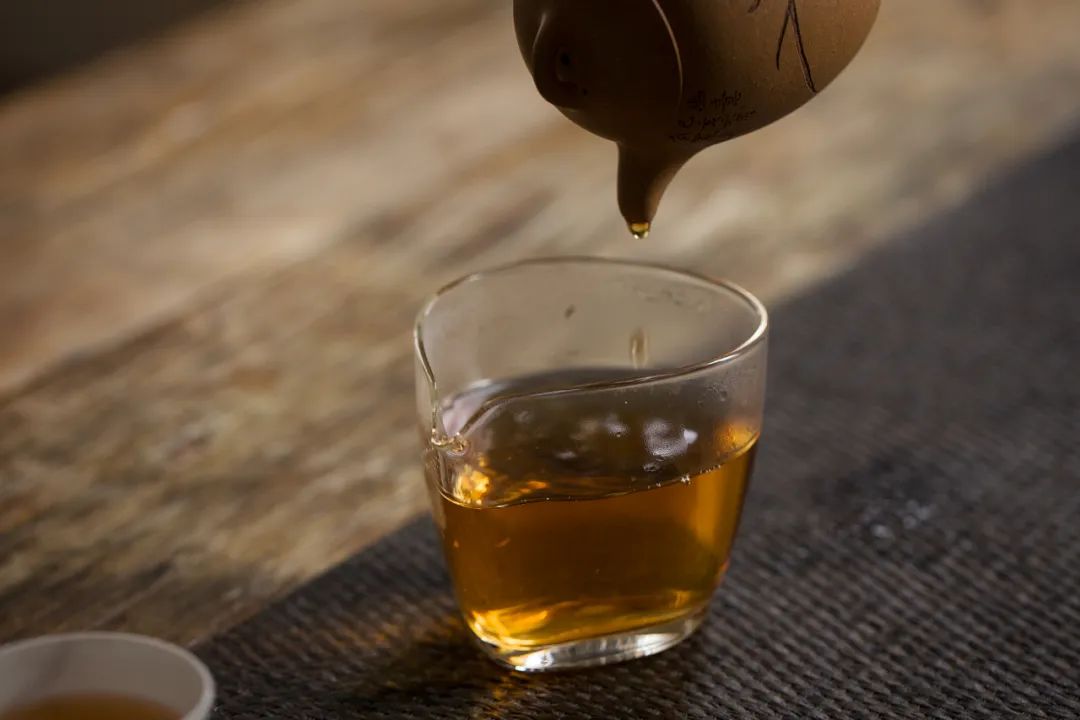 下关茶厂推荐沱茶的正确打开方式,下关沱茶特级2011