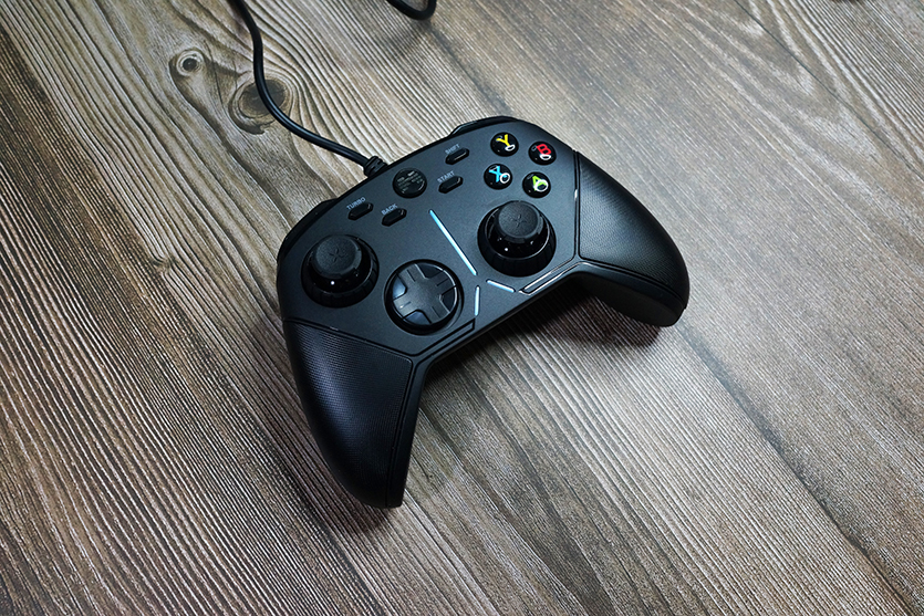 适合于游戏手柄的灵敏度,手柄北通阿修罗3