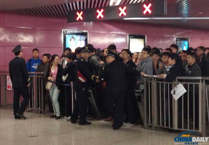 地铁站务员辛苦吗,地铁日检工的辛苦