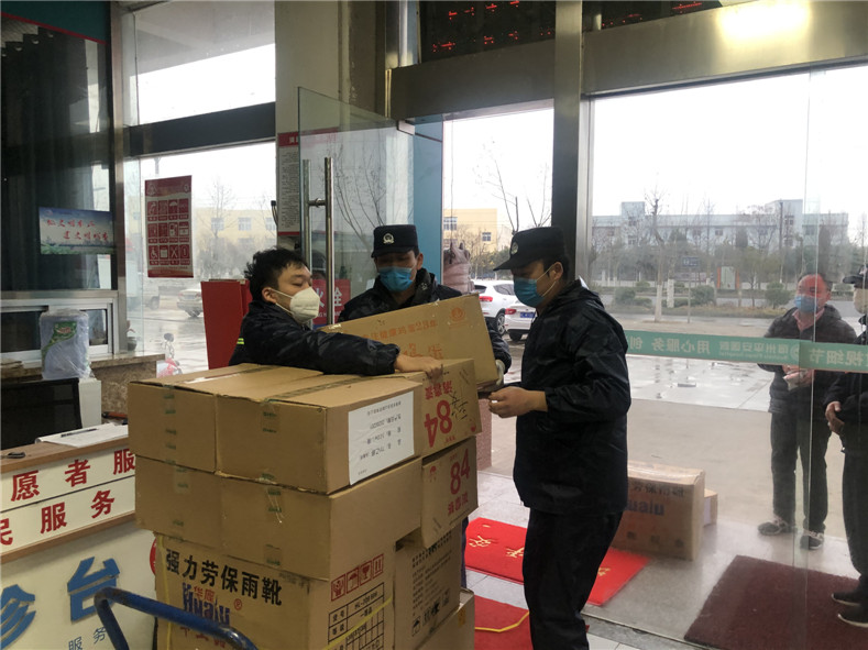 宿州抗击疫情志愿者,宿州警察防疫一线