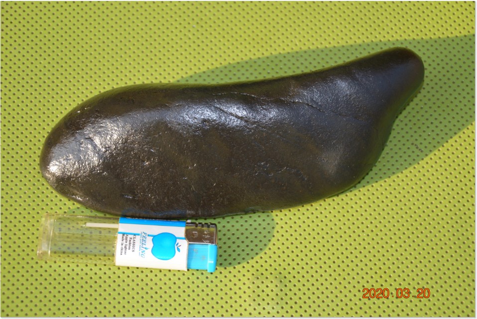 玉雕黑马,乌金墨玉黑金刚简介