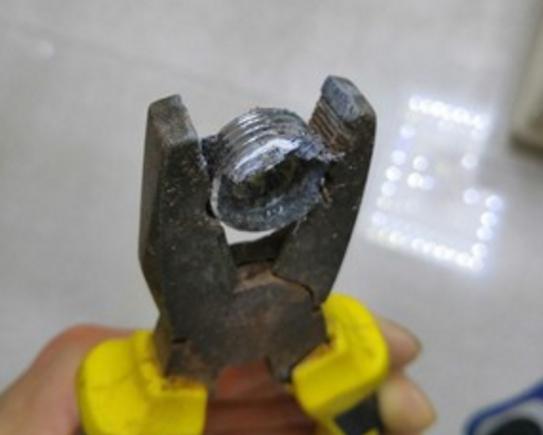水龙头拧断了取出来技巧,水龙头拧断如何处理