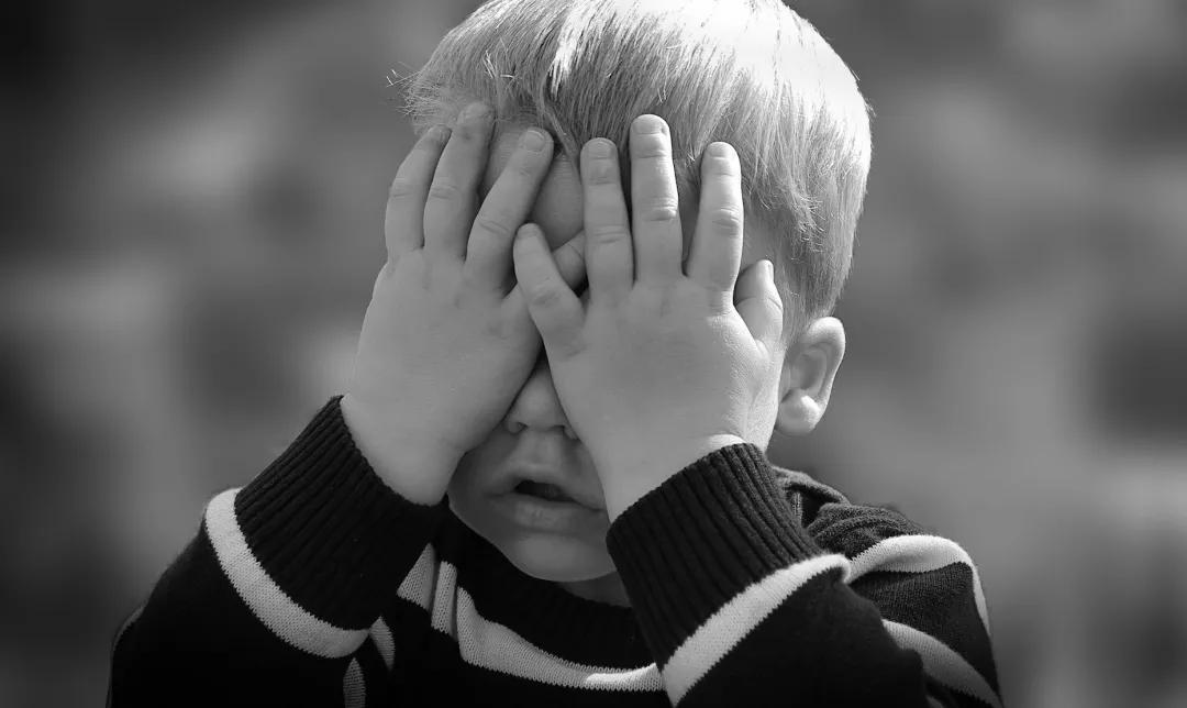 割包皮浙江一小孩住进icu,杭州男孩割包皮抢救