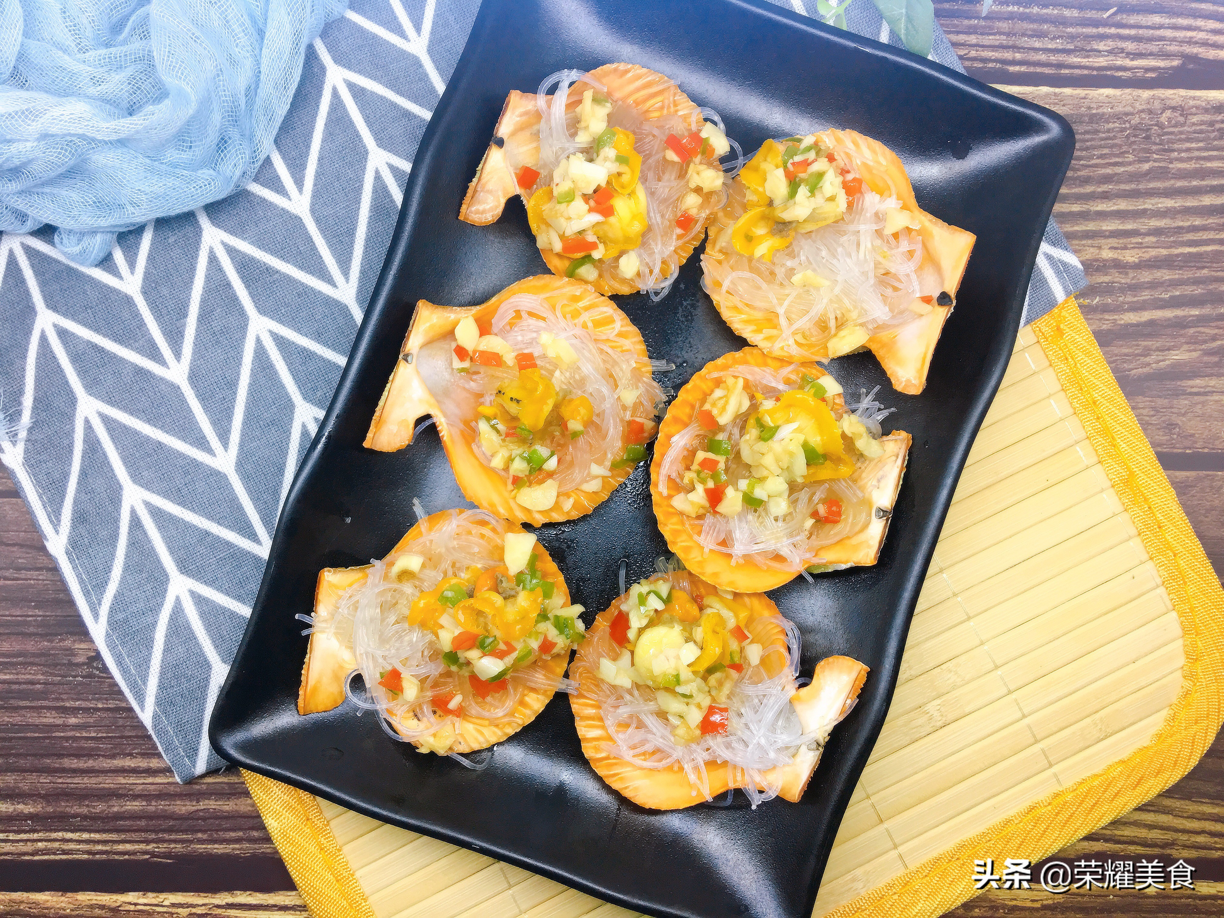 为什么蒸扇贝蒜发黑,蒸扇贝没壳怎么蒸