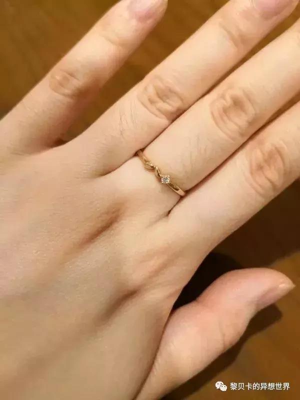 这些东西买的时候肉痛却天天用，她们说值了