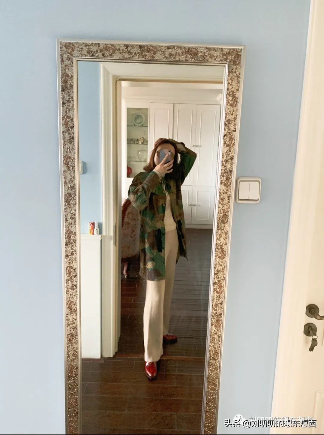 红和绿为什么不能搭配,绿与红紫色搭配图片