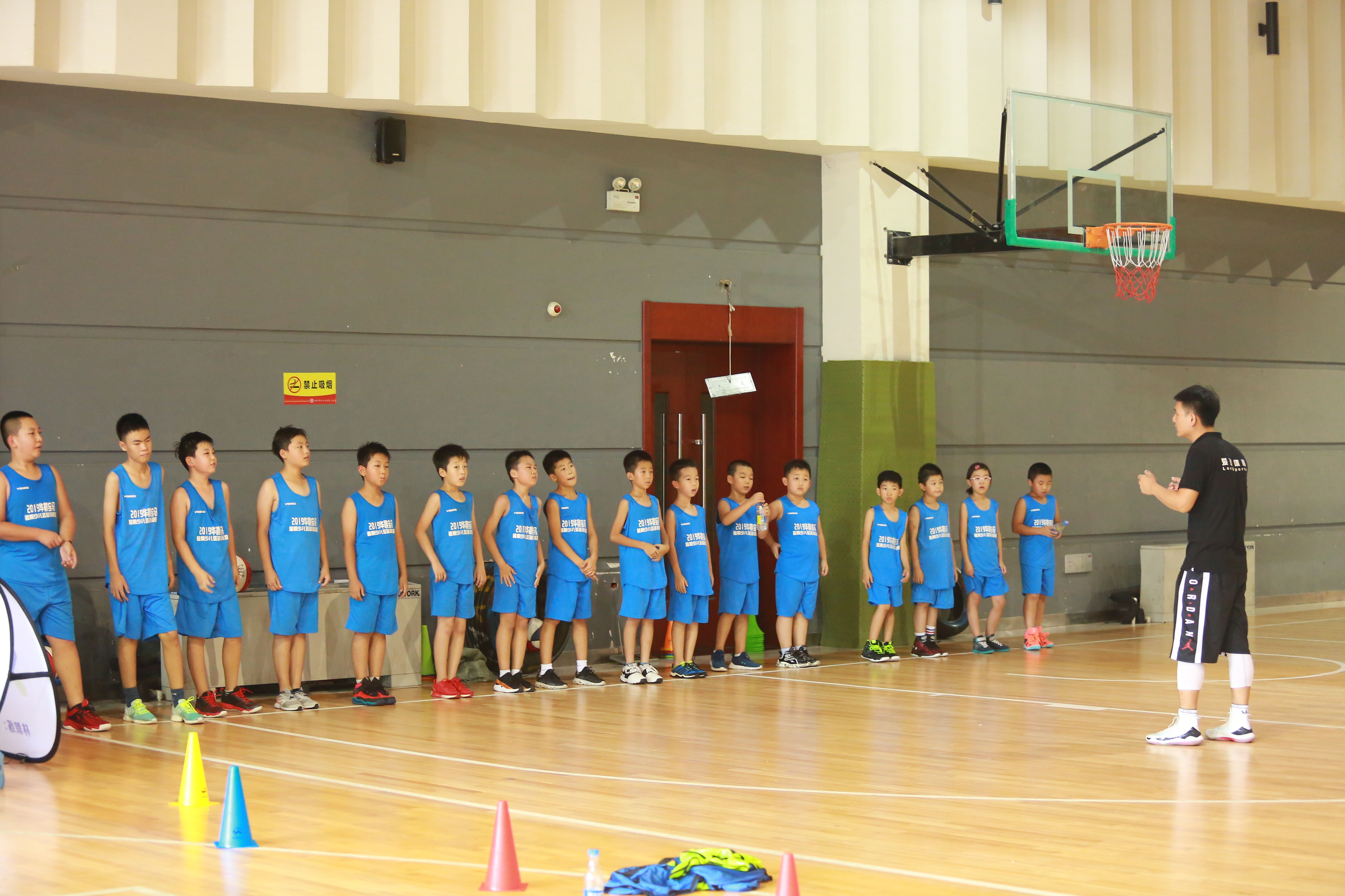 华晨宝马篮球联赛,2020华晨宝马篮球赛