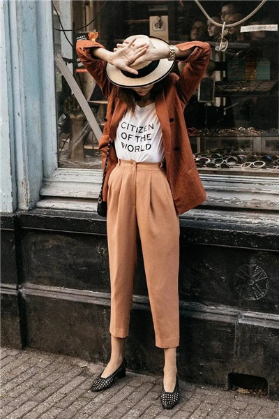 最适合喝的秋天的第一杯奶茶,这才是秋天第一杯奶茶该有的样子