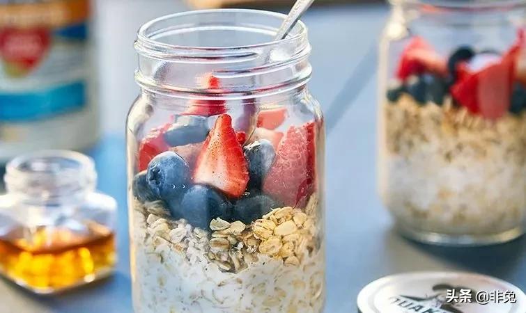 健身后吃多少蛋白质和碳水化合物,健身蛋白质碳水化合物