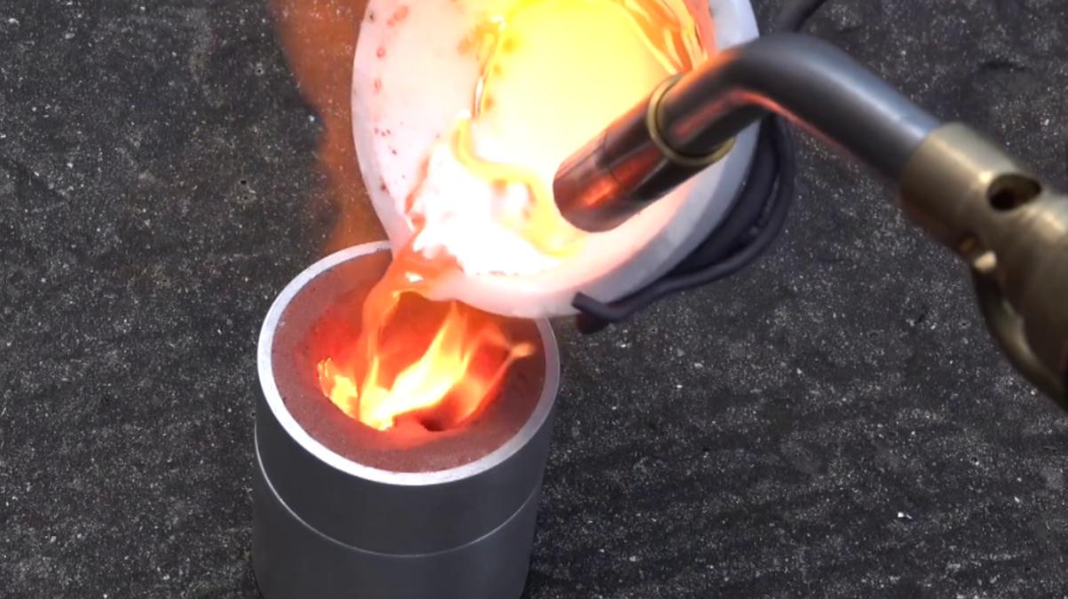 地球上所有的黄金每人能分多少,目前地球上使用的黄金是多少吨