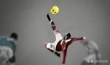 贝尔倒钩利物浦,贝尔倒钩和内马尔倒钩