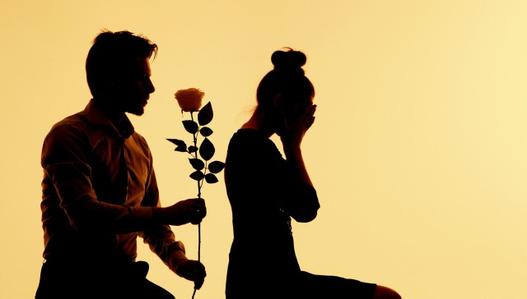 热恋期一般要说些什么话题,热恋期问男生问题