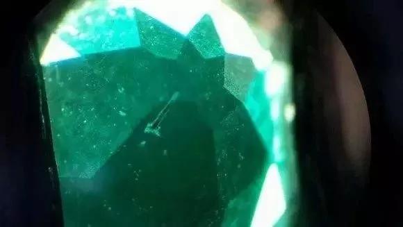 俄罗斯祖母绿是骗人的吗,俄罗斯祖母绿值得购买吗