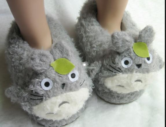 冬天穿棉拖鞋穿几天脚很臭怎么办,冬天穿凉拖鞋脚也出汗什么原因