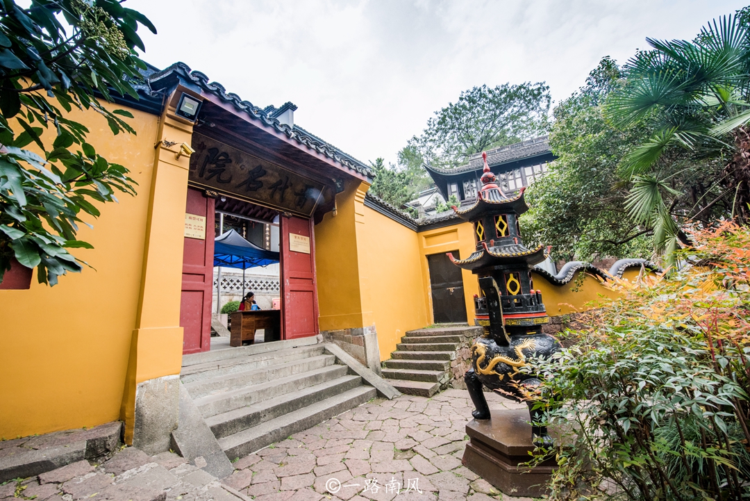 原创杭州西湖边三个冷门景点,杭州西湖旅游人挤人