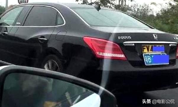 韩国新世界黑帮片段,韩国豪车雅科仕新世界