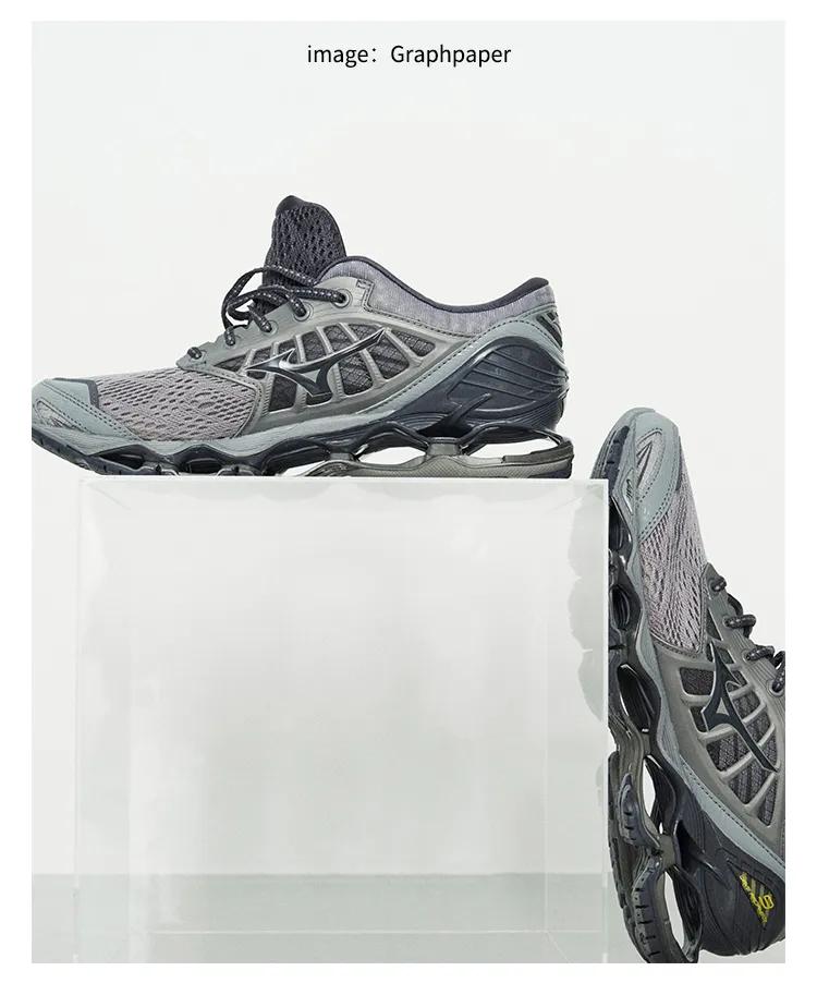 一对低帮机能球鞋，是我对疫情过后的夏天最基本的尊重