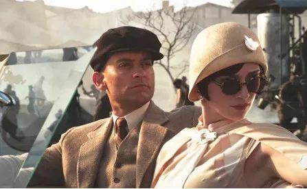 冬季胸针怎么戴,胸针百搭用法图解图片大全