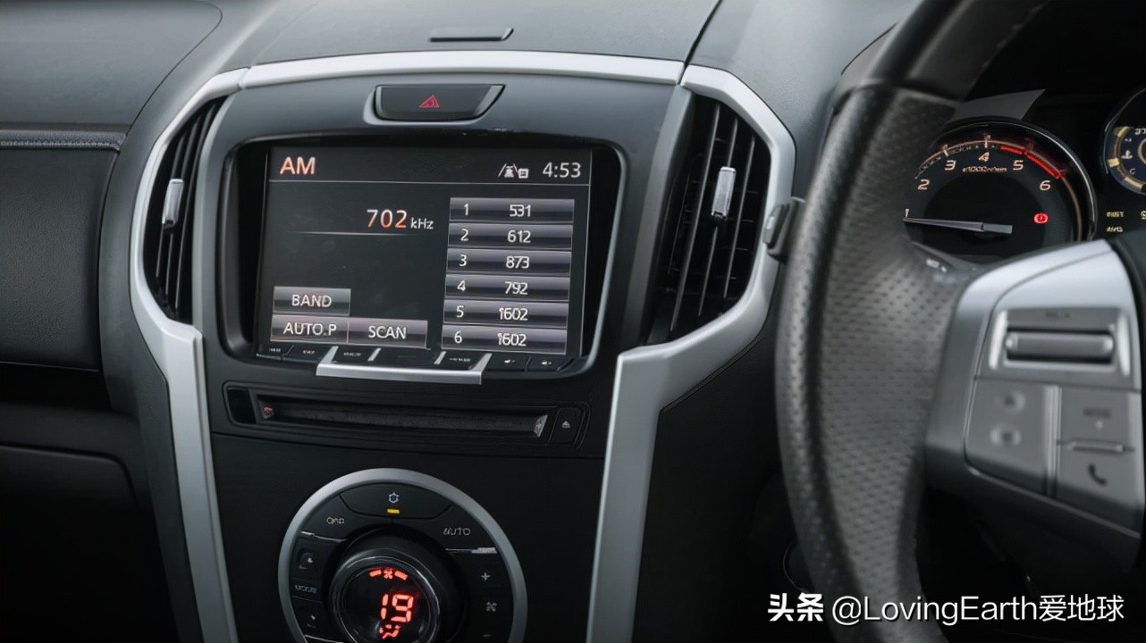 新五十铃mu-x,五十铃mu-x新款和老款