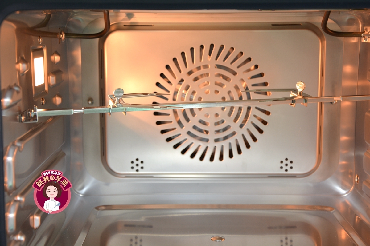 烤箱蒸烤一体的使用方法,既能蒸又能烤的烤箱