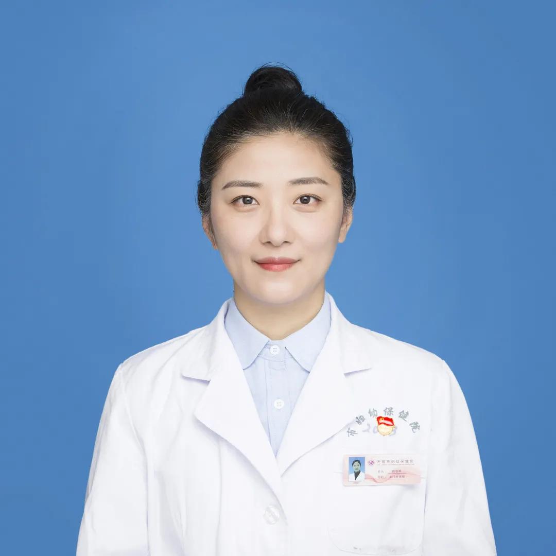 八旬老人下半身掉出一块肉，多种疾病缠身不能手术怎么办？