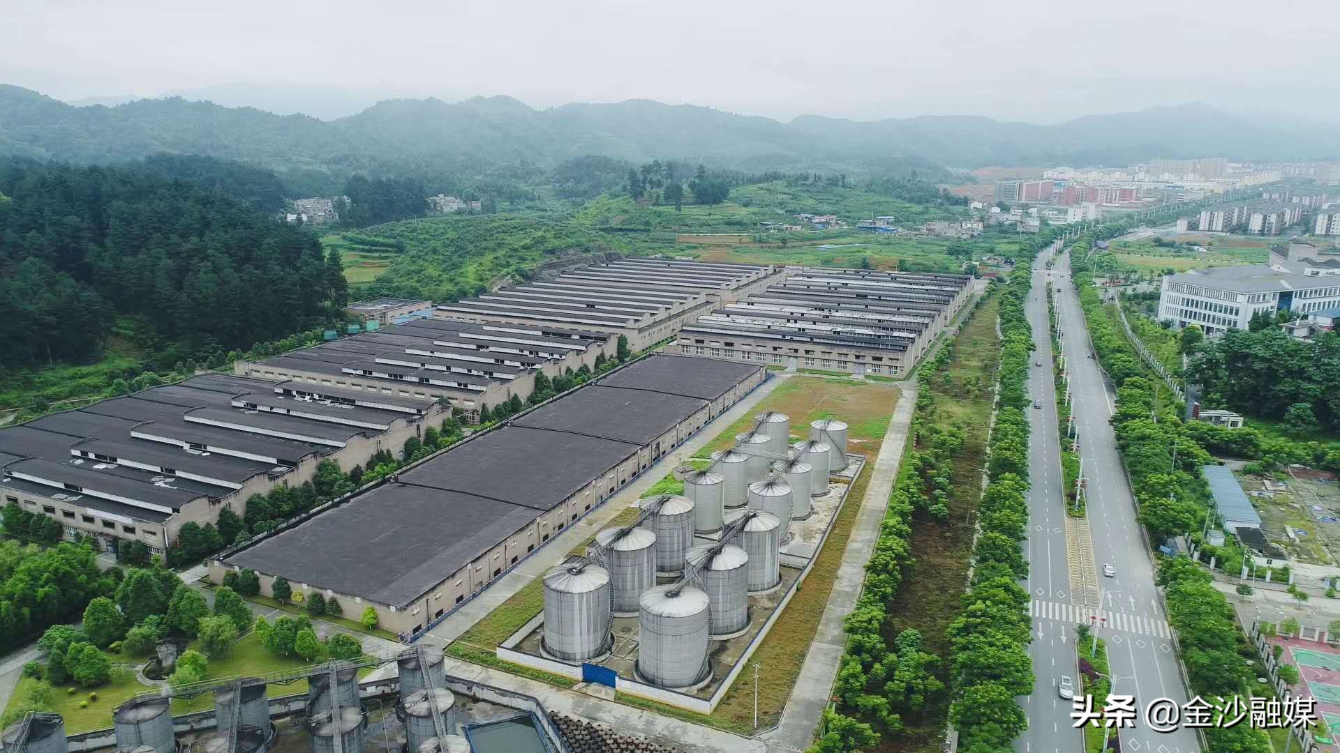 中国酱香白酒核心产区的仁怀,来自贵州金沙的高端酱香白酒