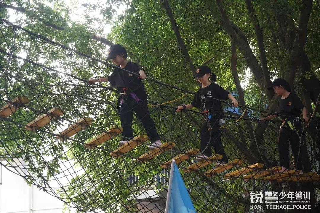 东莞锐警少年警训之南栅小学安全教育活动