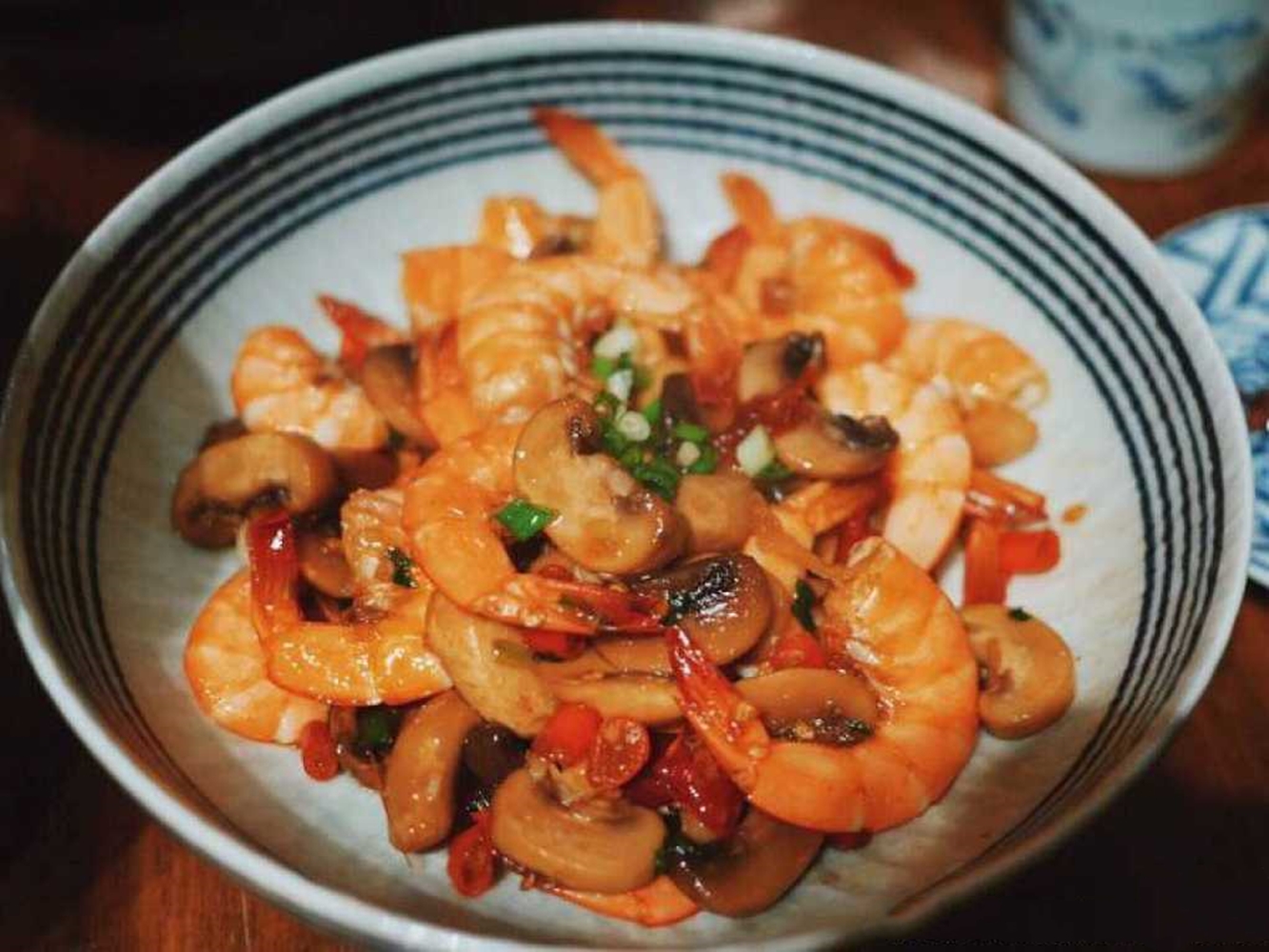 洋葱炒虾最好吃的做法,教你做洋葱炒虾