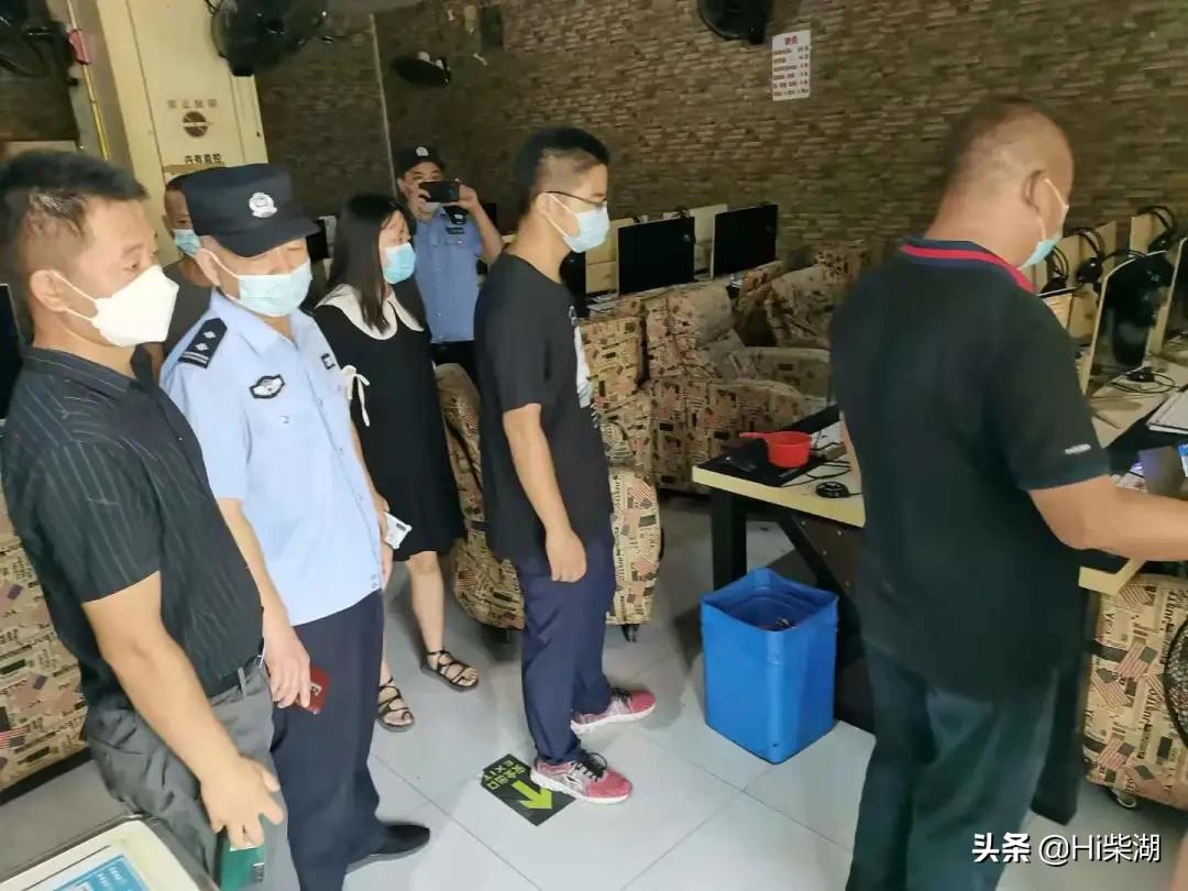 钟祥市柴湖镇发布通告《关停棋牌室的紧急通知》众志成城同心抗疫